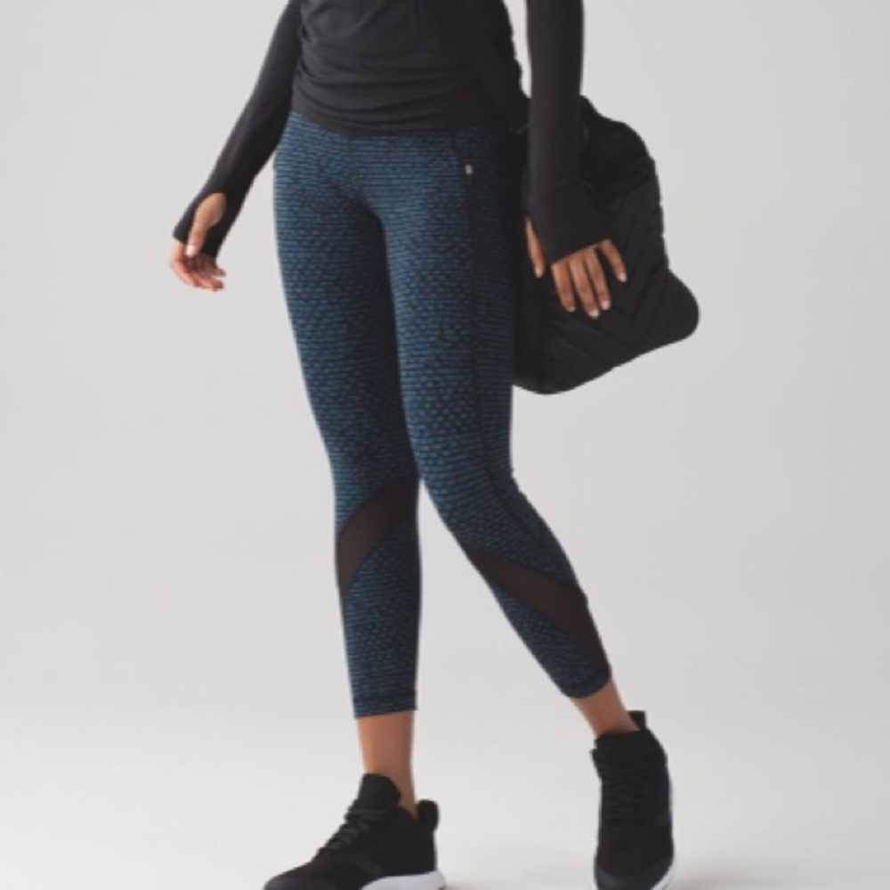 LULULEMON run inspire crops